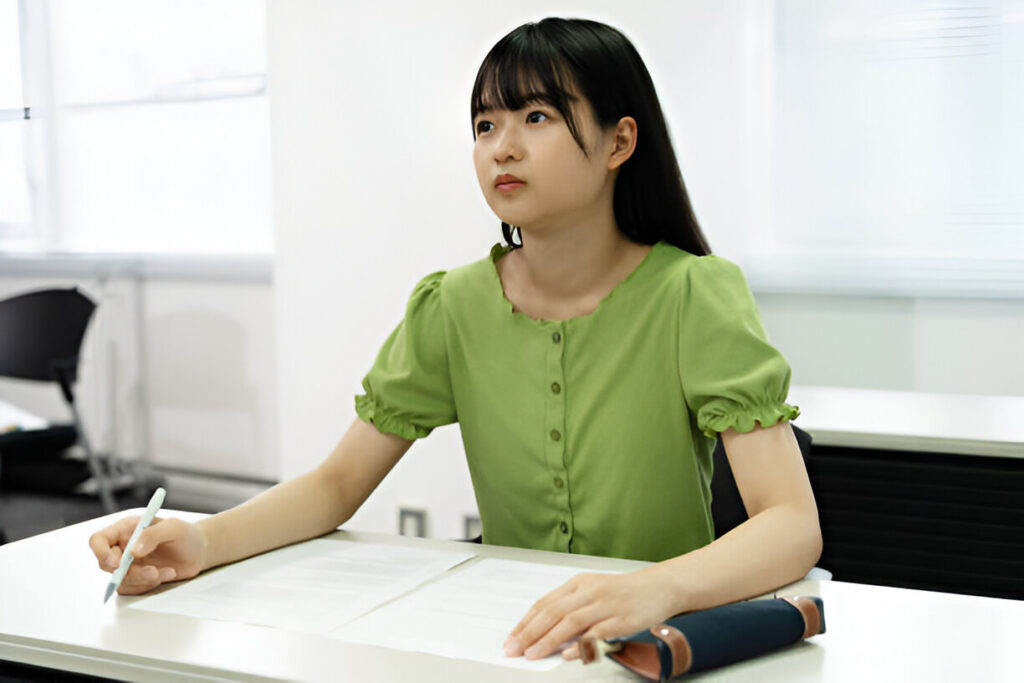 JLPT N2 Kanji Practice Guide with Stroke Order and Examples